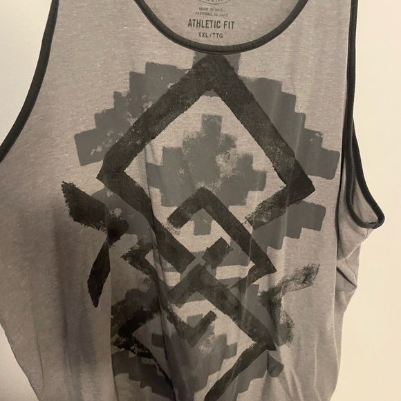 American Eagle Outfitters Gray Athletic Fit Tank - Picture 2 of 4